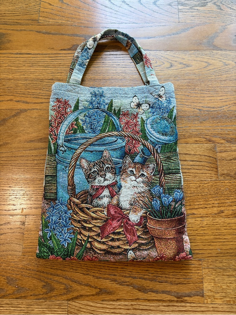Kittens in Basket embroidered tote Bag - Blue & Multicolor